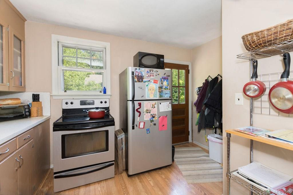 35 Meadowbrook Avenue - Photo 6