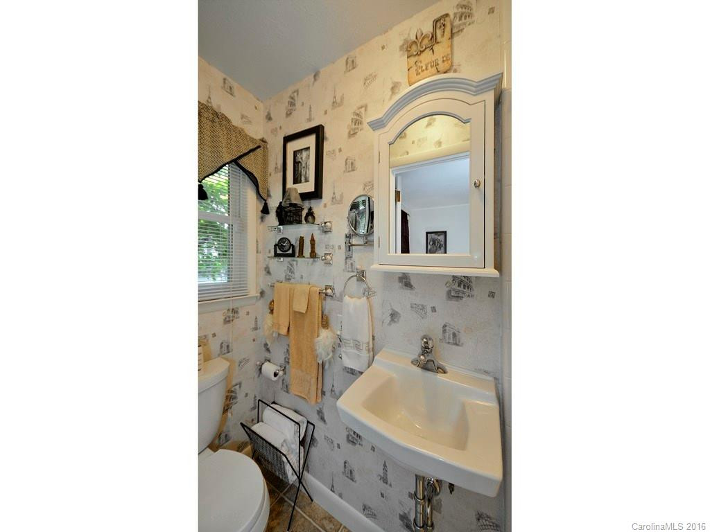 103 Balsam Road - Photo 14
