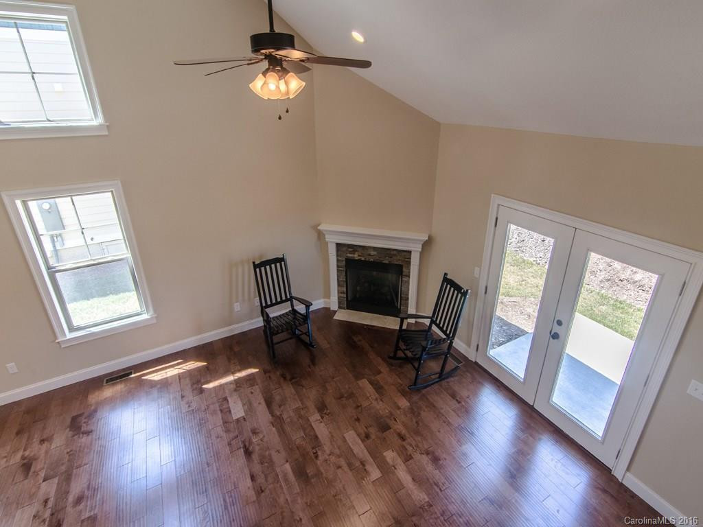 17 Asher Lane - Photo 5