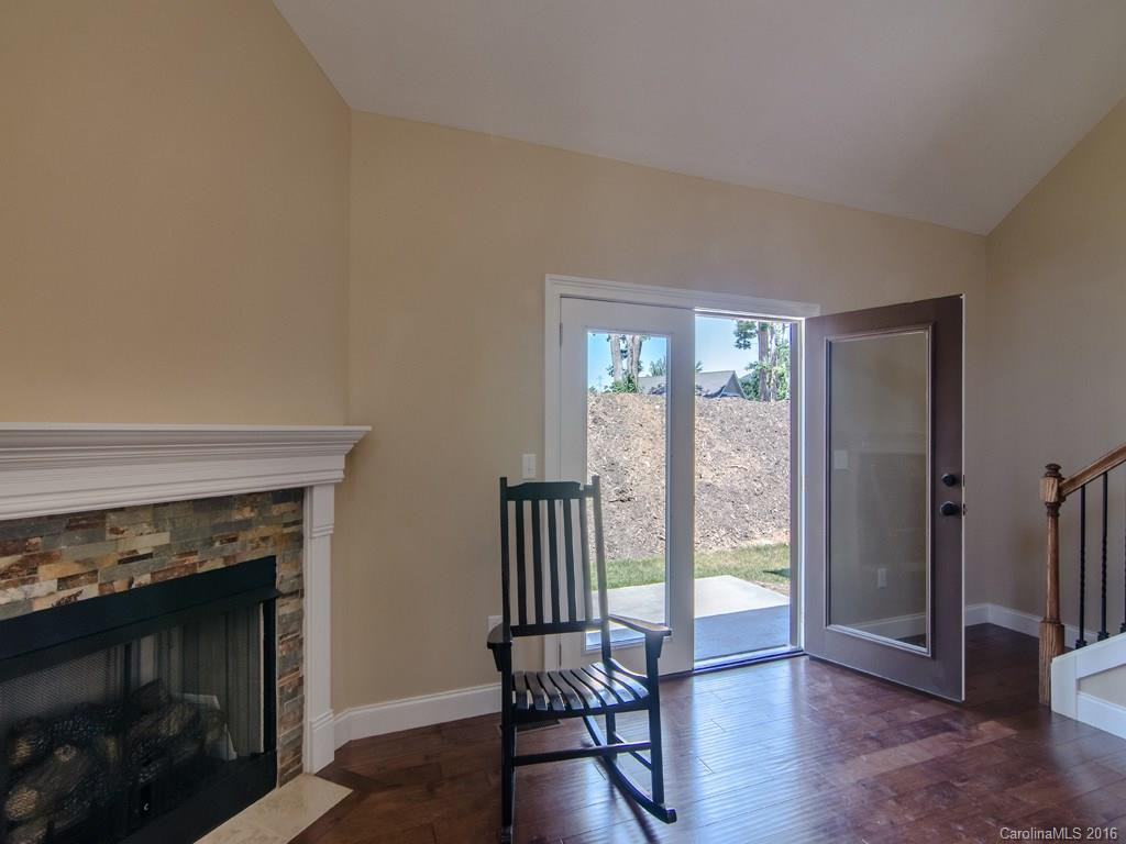 17 Asher Lane - Photo 6