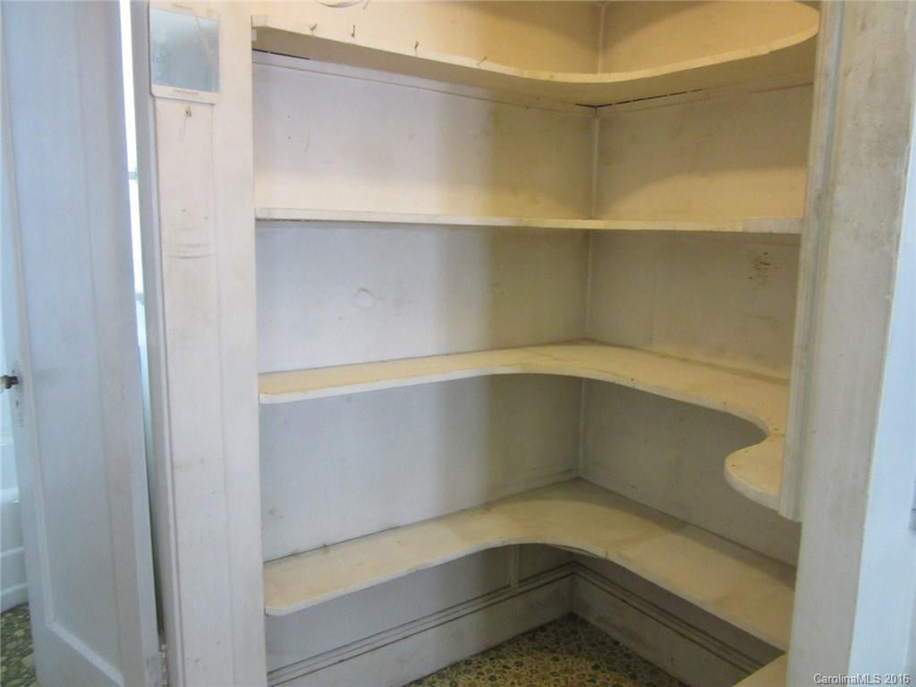 285 Walnut Avenue - Photo 6