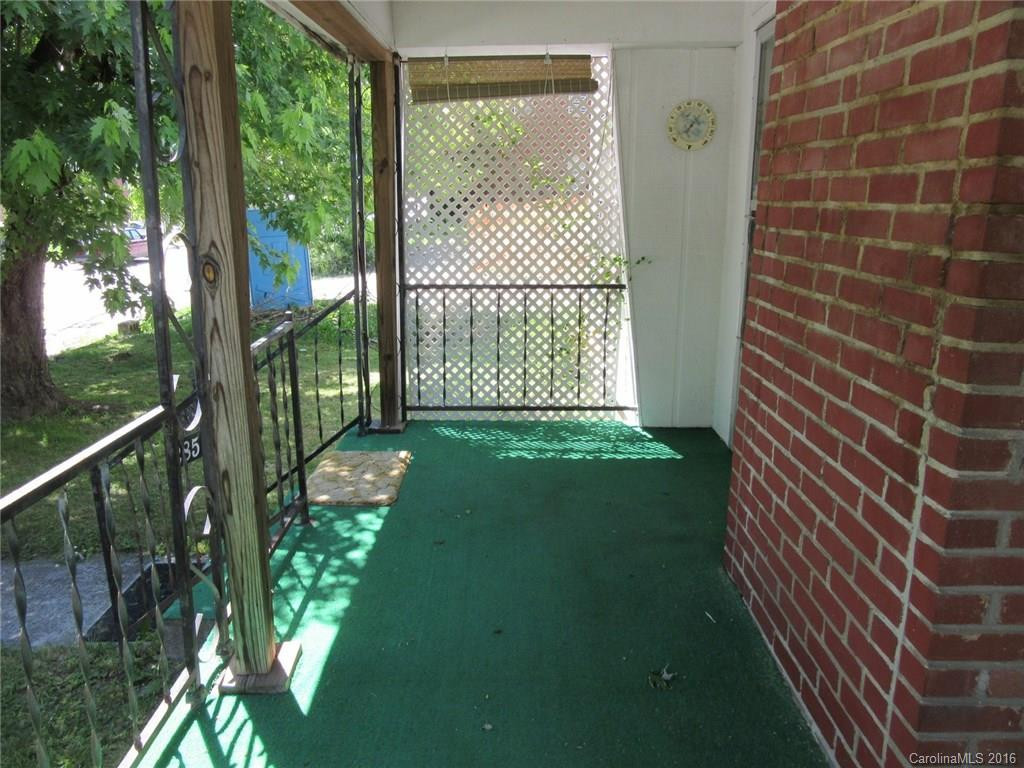 285 Walnut Avenue - Photo 8