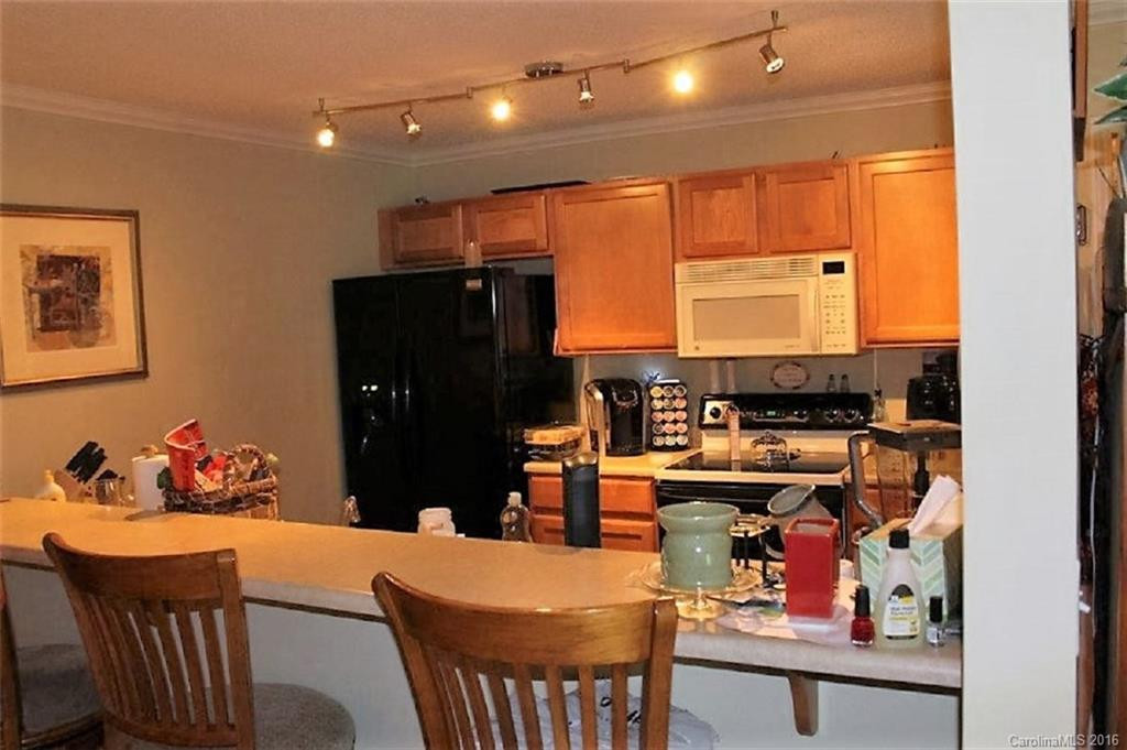11 London Court #C1 - Photo 3