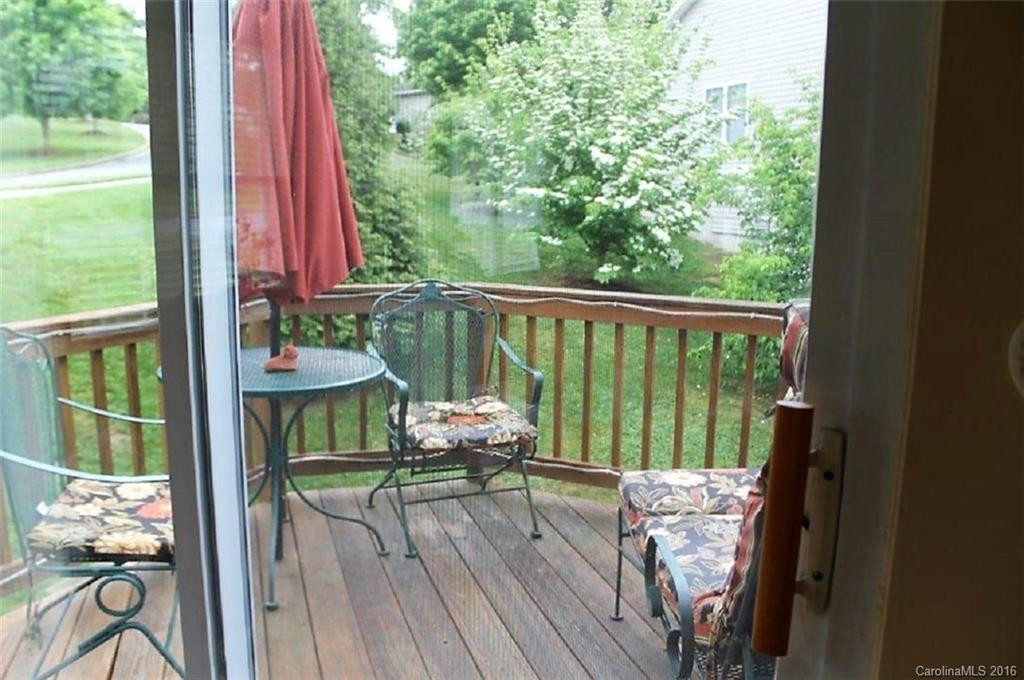 11 London Court #C1 - Photo 5