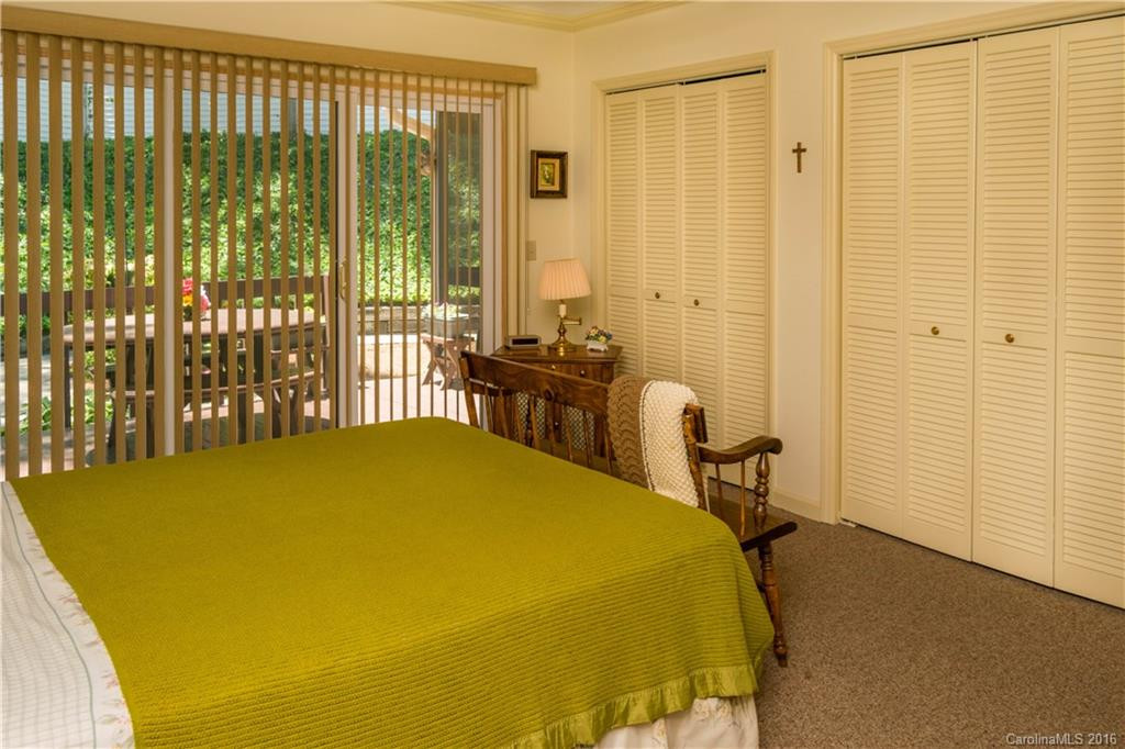 130 Exeter Court #None - Photo 7