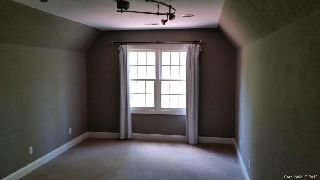304 Alta Circle - Photo 12