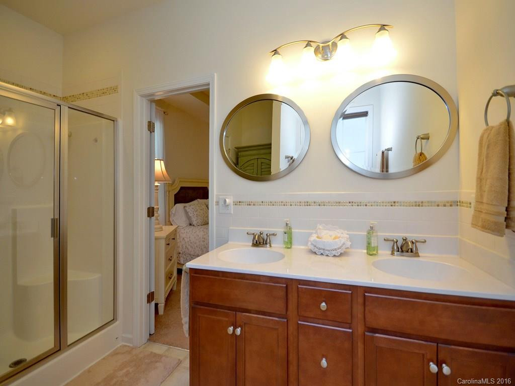 93 Foxtail Court #10 - Photo 15