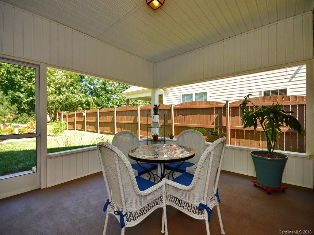 93 Foxtail Court #10 - Photo 10