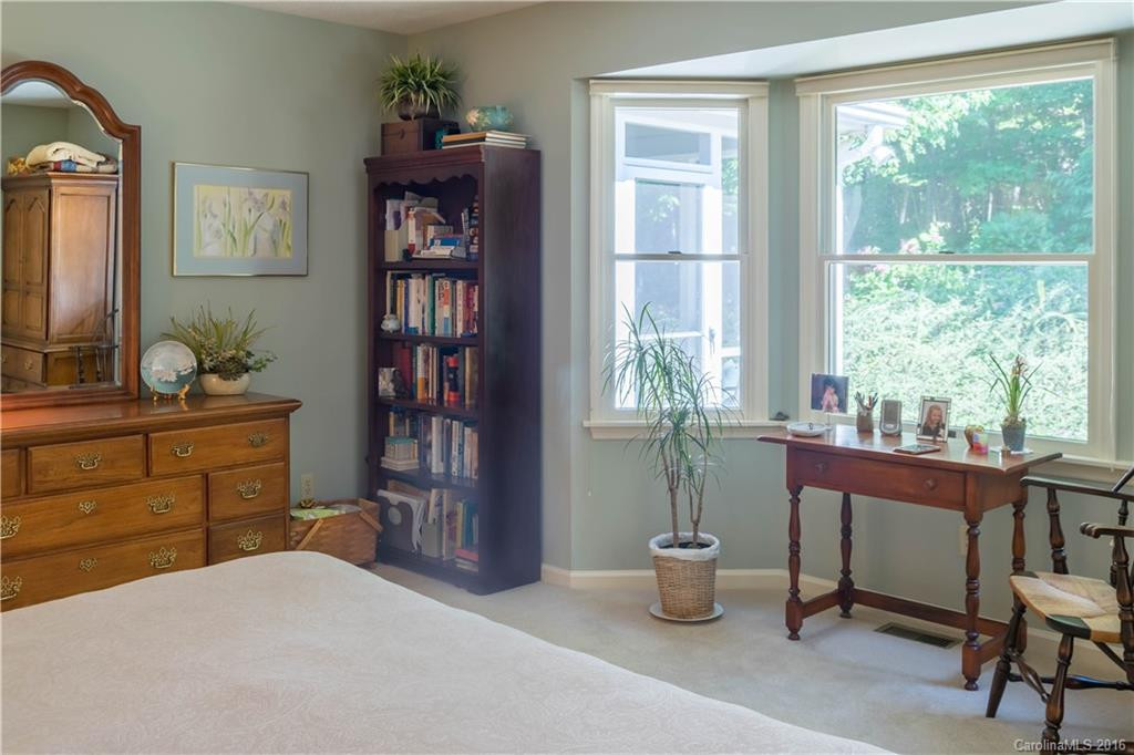8 Bradford Place ##9 - Photo 12