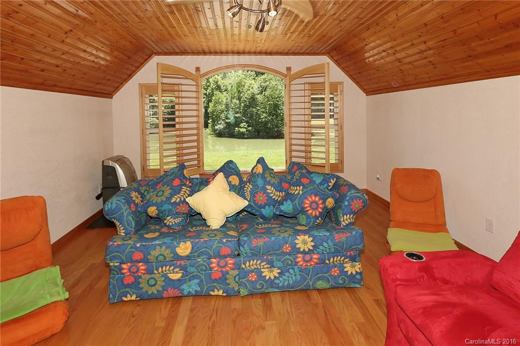 86 Clayton Road - Photo 15