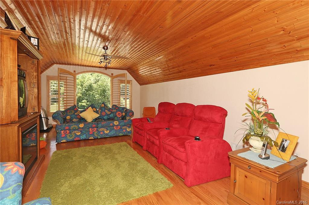 86 Clayton Road - Photo 16