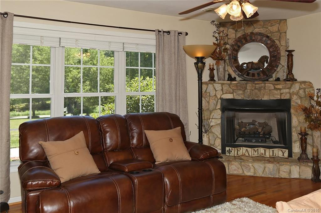 86 Clayton Road - Photo 6