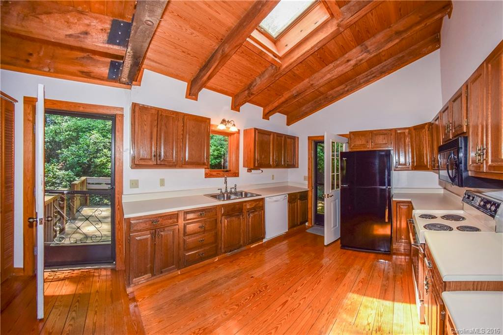 1559 Walnut Creek Road - Photo 8
