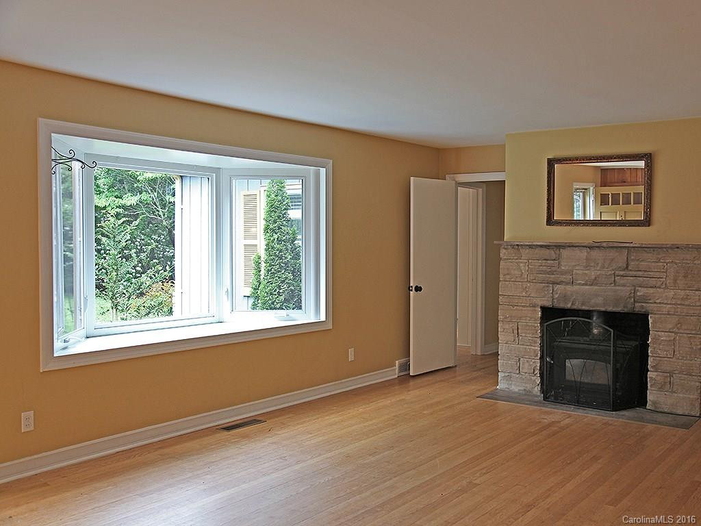 2206 Harden Circle - Photo 2