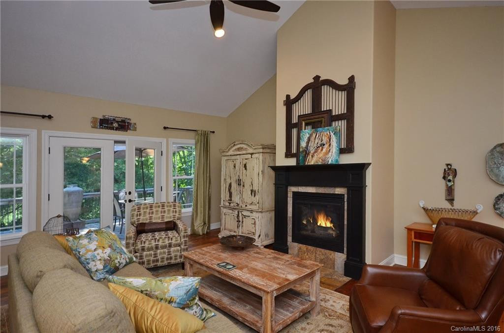 31 Old Eller Woods Drive - Photo 3