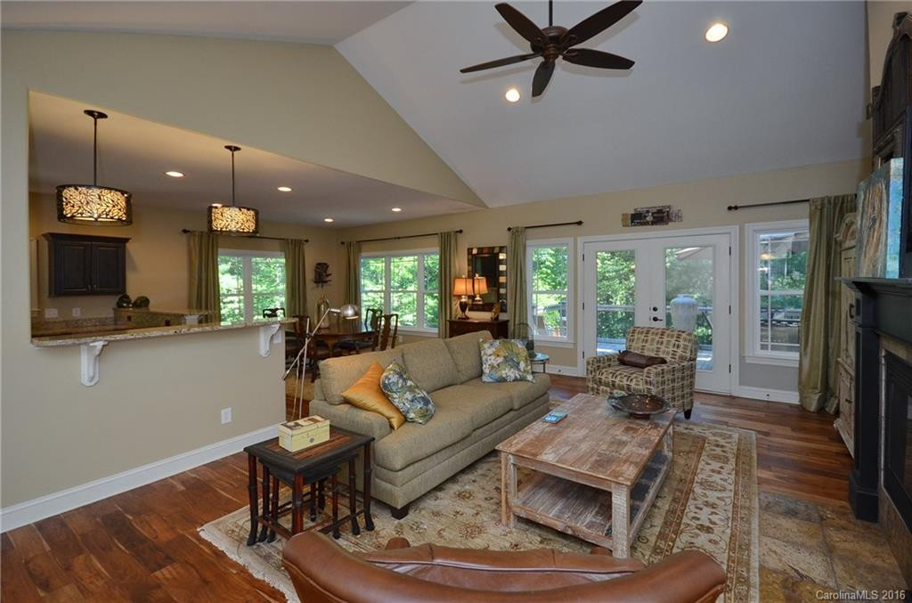 31 Old Eller Woods Drive - Photo 4