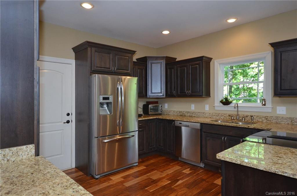 31 Old Eller Woods Drive - Photo 7