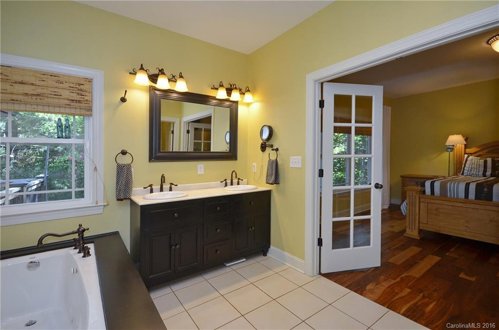 31 Old Eller Woods Drive - Photo 10