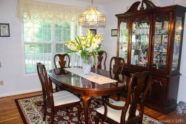 406 Timberland Drive - Photo 8