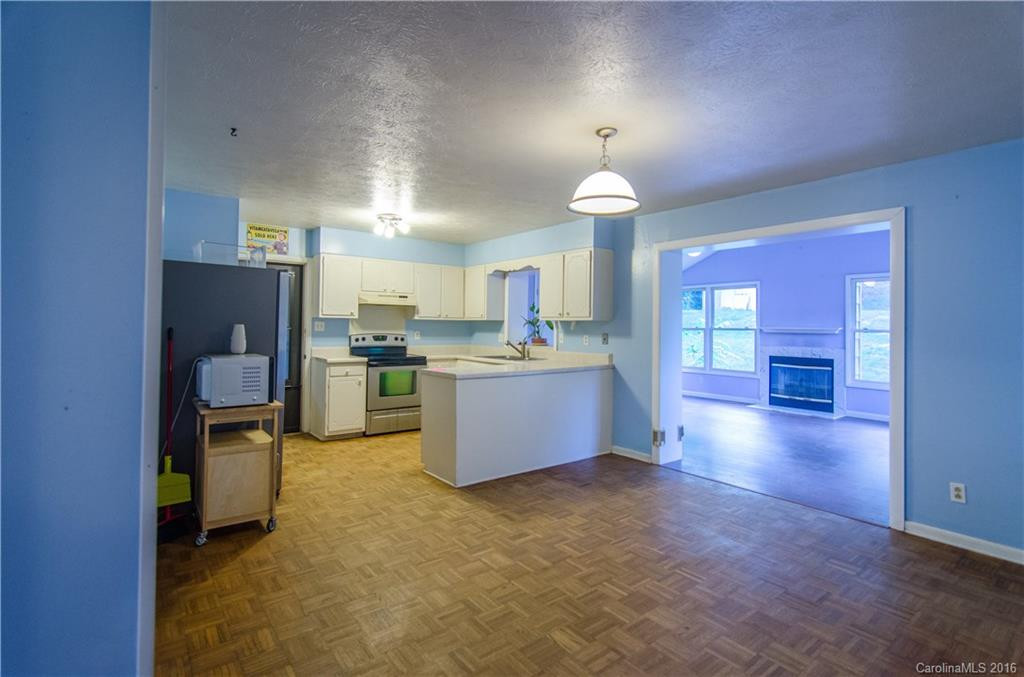 248 Saint Johns Street - Photo 2