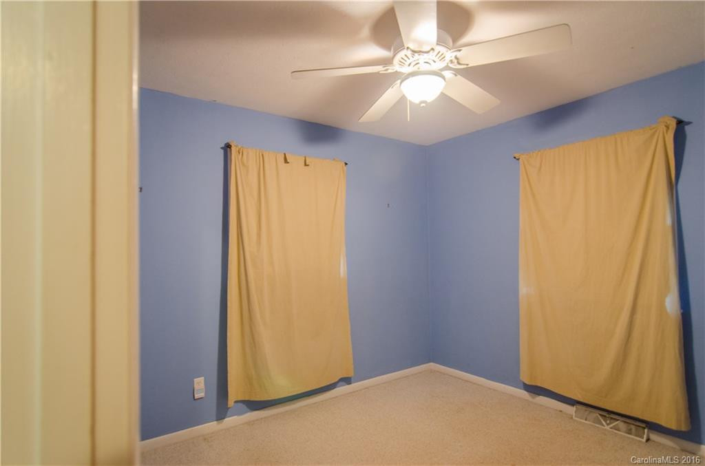 248 Saint Johns Street - Photo 14