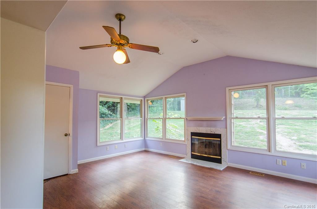 248 Saint Johns Street - Photo 3