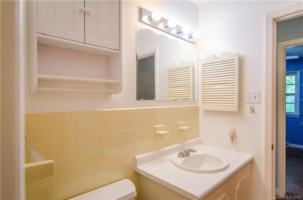 248 Saint Johns Street - Photo 10