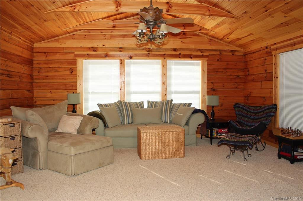 762 Willow Lake Drive - Photo 4