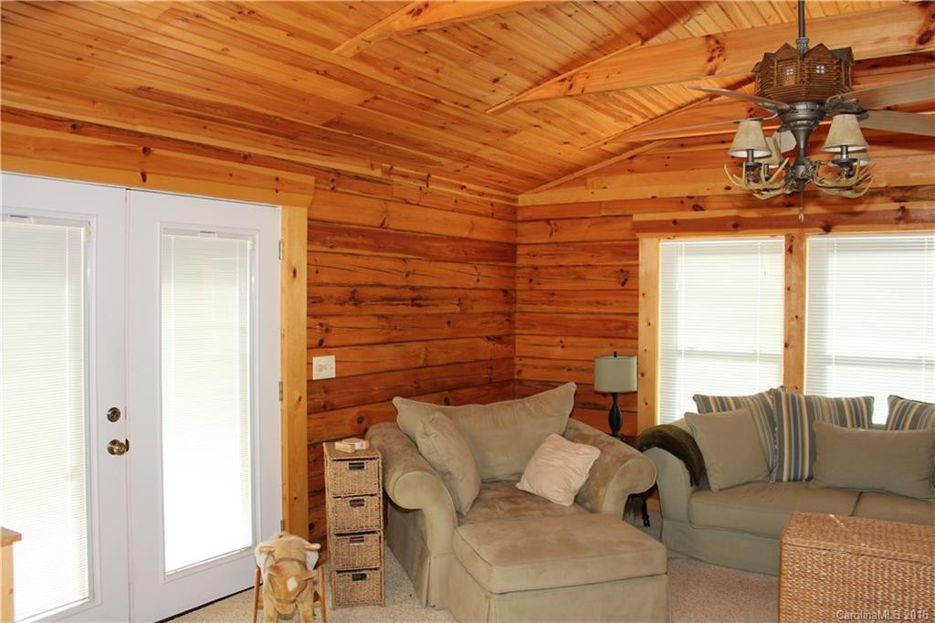 762 Willow Lake Drive - Photo 6