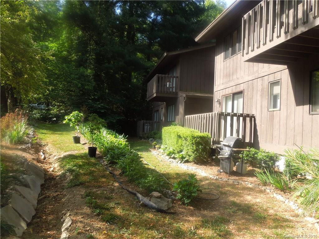 50 Maxine Lane #104 - Photo 2