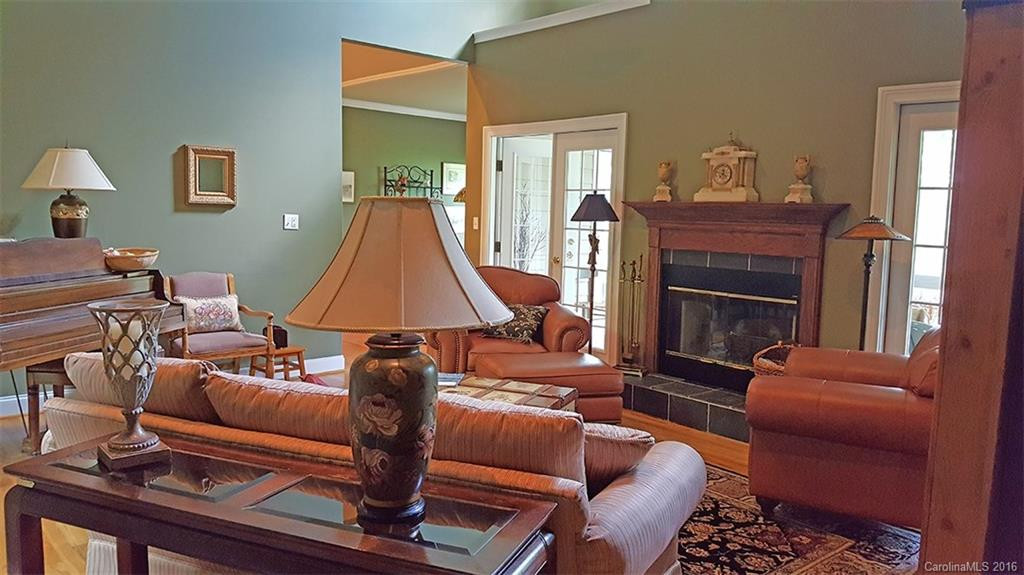 187 Gordon Road #104 Section D - Photo 2