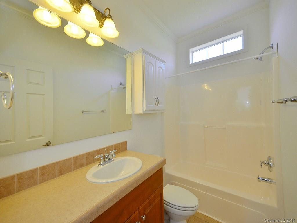 438 Oak Grove Road - Photo 10