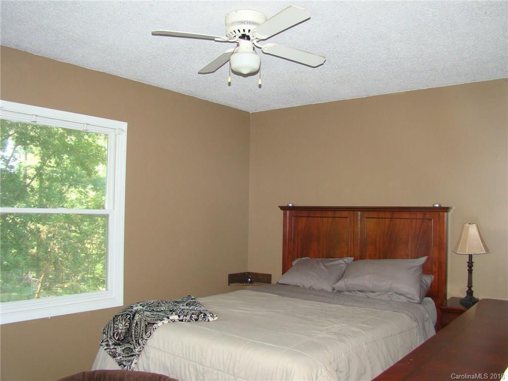 30 Clovernook Drive - Photo 5