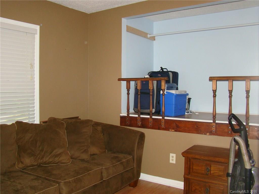 30 Clovernook Drive - Photo 8