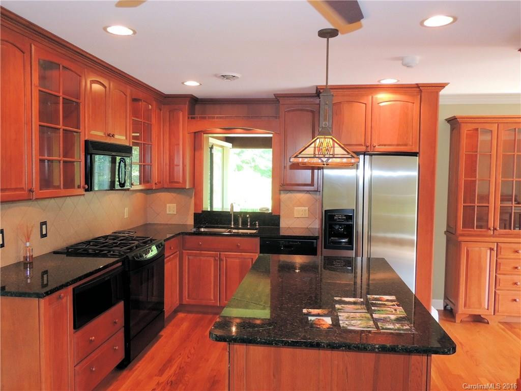 208 Lakewood Circle #12-16 - Photo 9