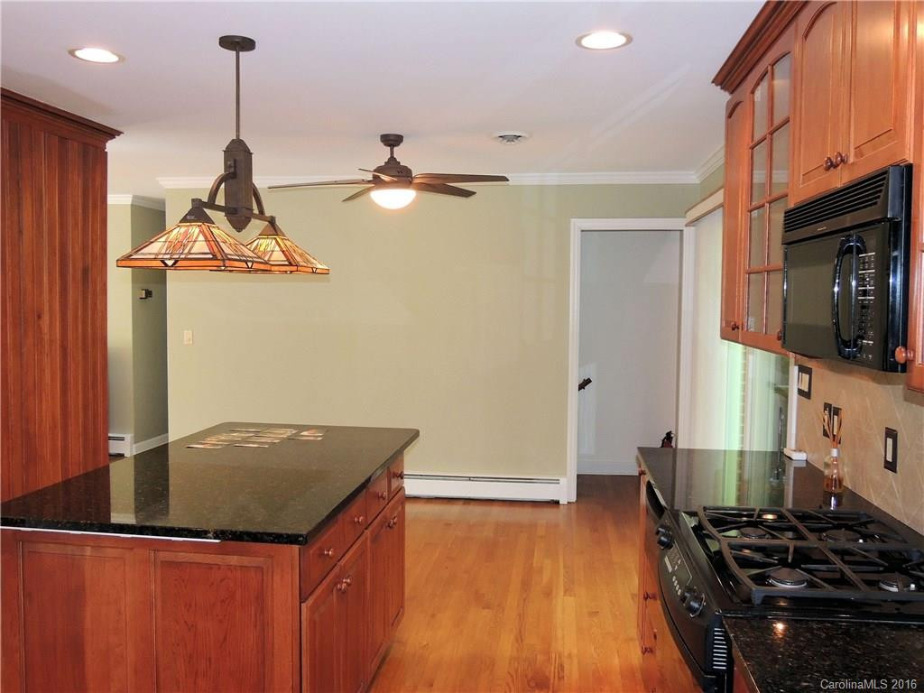 208 Lakewood Circle #12-16 - Photo 10