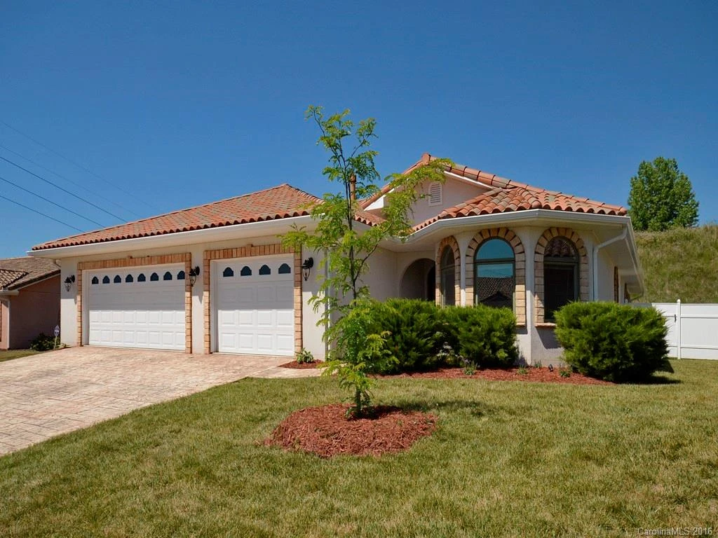 39 Pacifico Drive