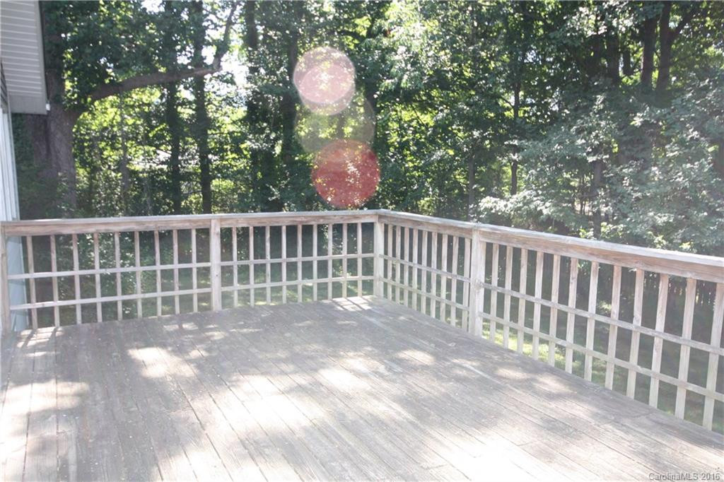 1 Salem Avenue - Photo 13