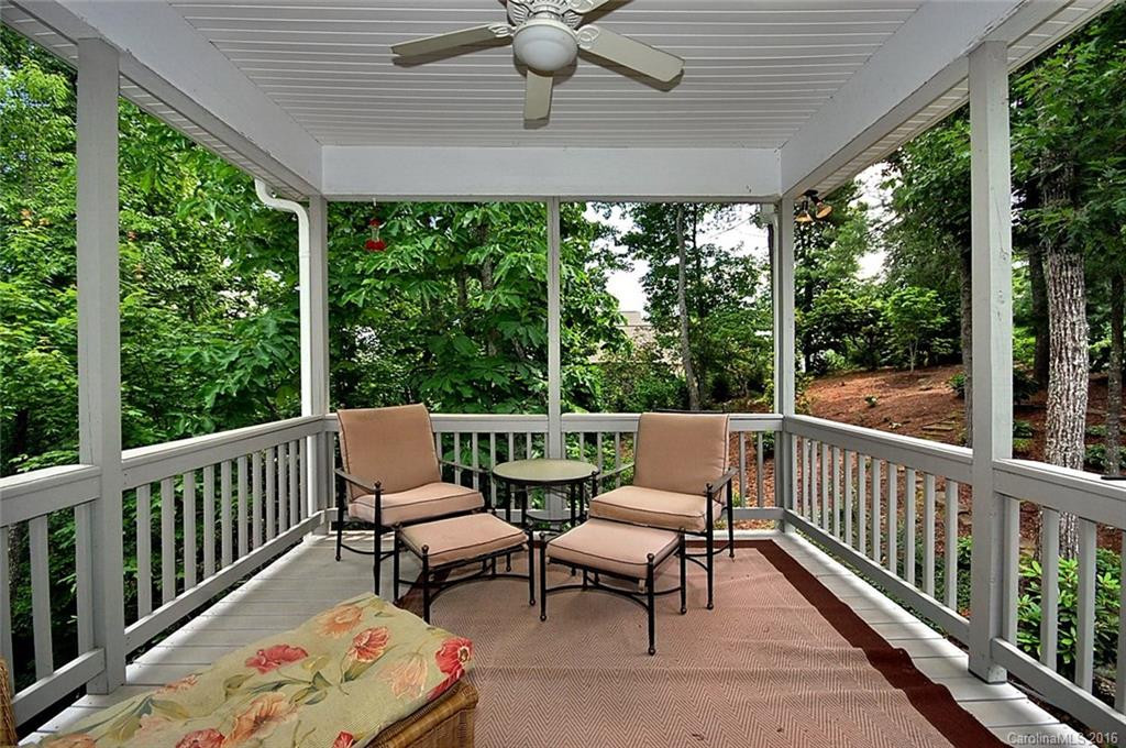526 Overlook Drive - Photo 11