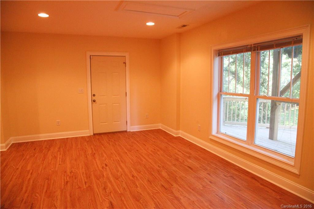 135 Courtland Avenue - Photo 17
