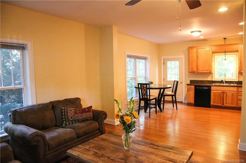 135 Courtland Avenue - Photo 4
