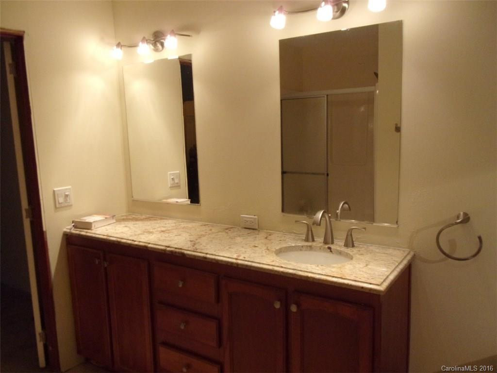 700 Hutch Mountain Road - Photo 4