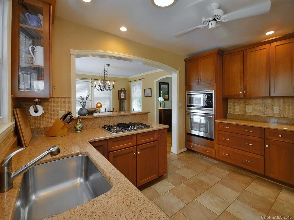 1909 Trellis Lane - Photo 6