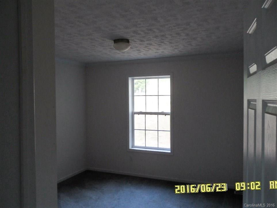 348 Barefoot Ridge - Photo 11