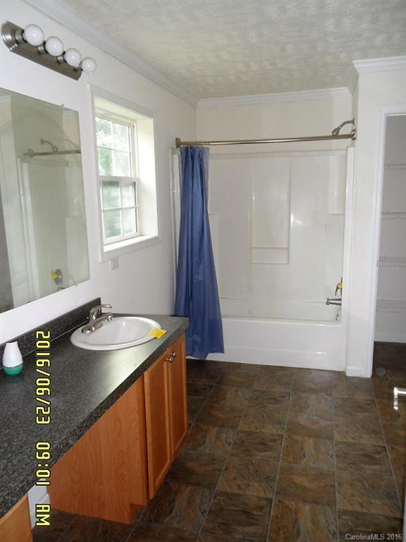 348 Barefoot Ridge - Photo 12