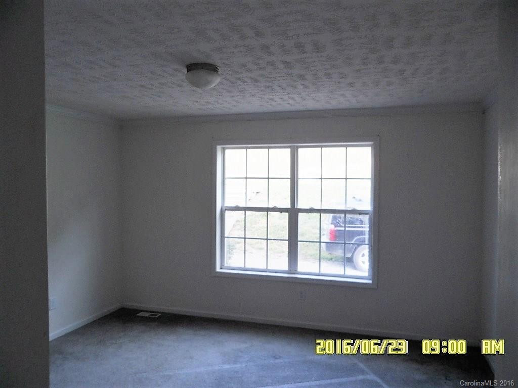 348 Barefoot Ridge - Photo 9