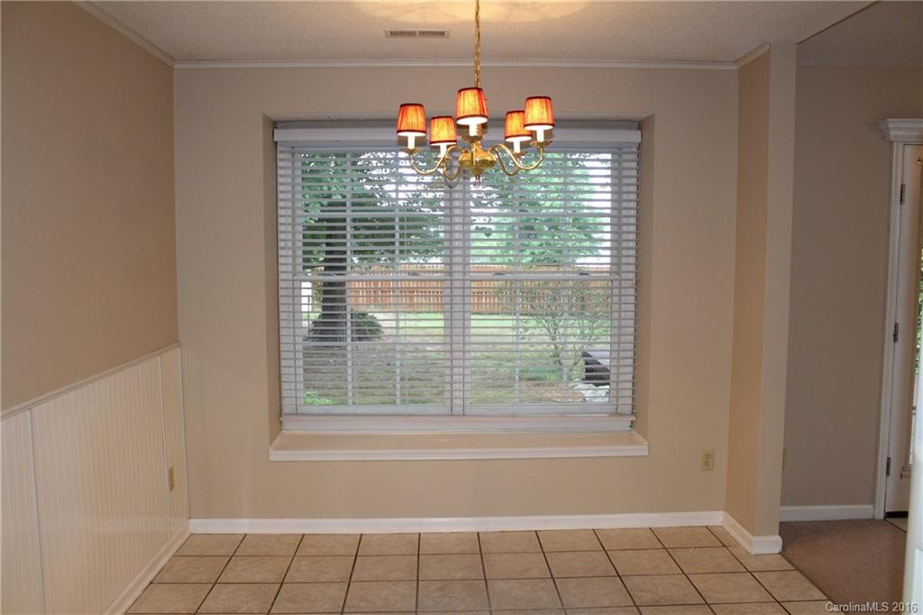 402 Glensprings Court #43 - Photo 4