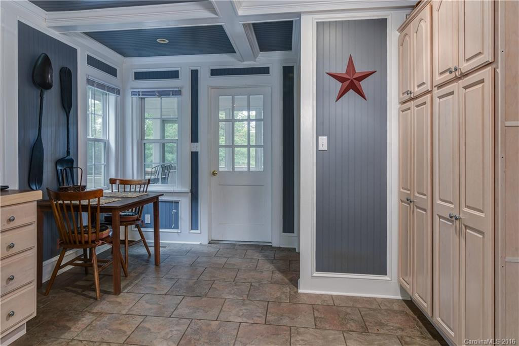 623 Ferncliff Lane - Photo 9