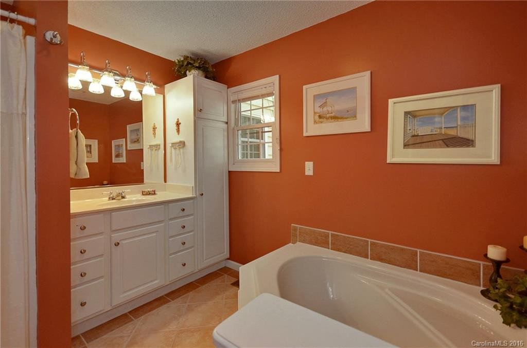 19 Maple Street #15 - Photo 15