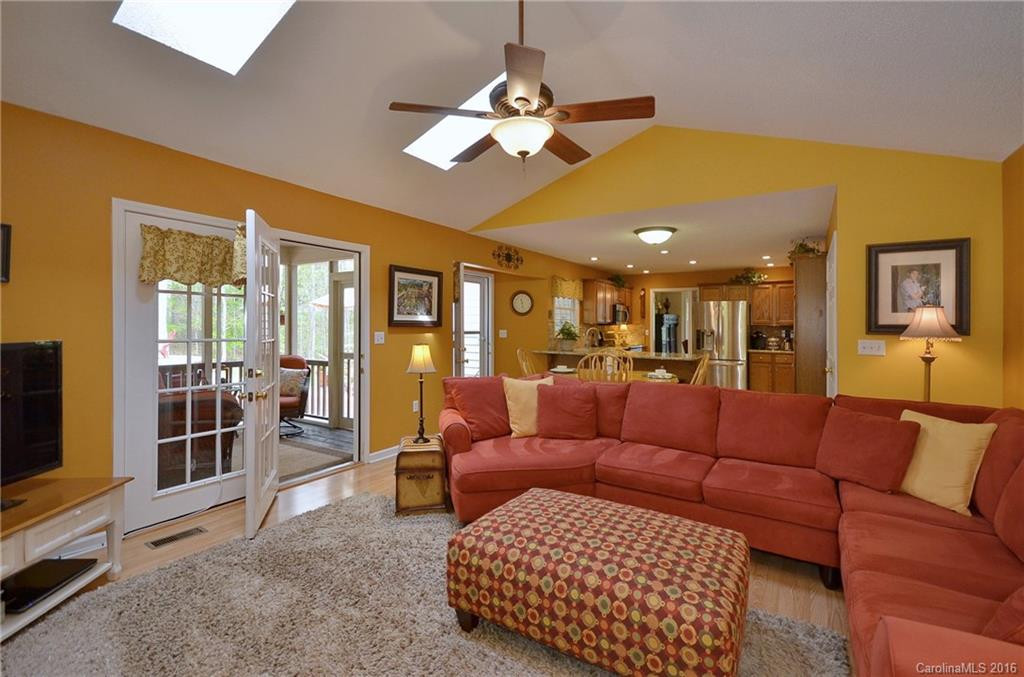 19 Maple Street #15 - Photo 10